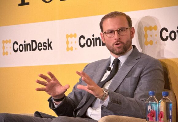 Crypto market structure can’t wait for shot at post-election Clarity Act surge: White House