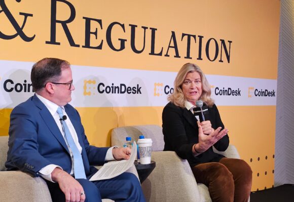 Democrats ‘chose visceral hatred for’ Donald Trump over crypto Clarity Act, Lummis says